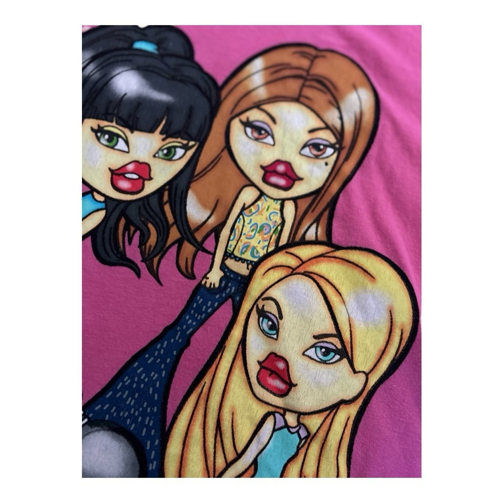 Vintage Y2K Bratz Dolls Pink Oversized T-shirt Women M - Picture 2 of 5